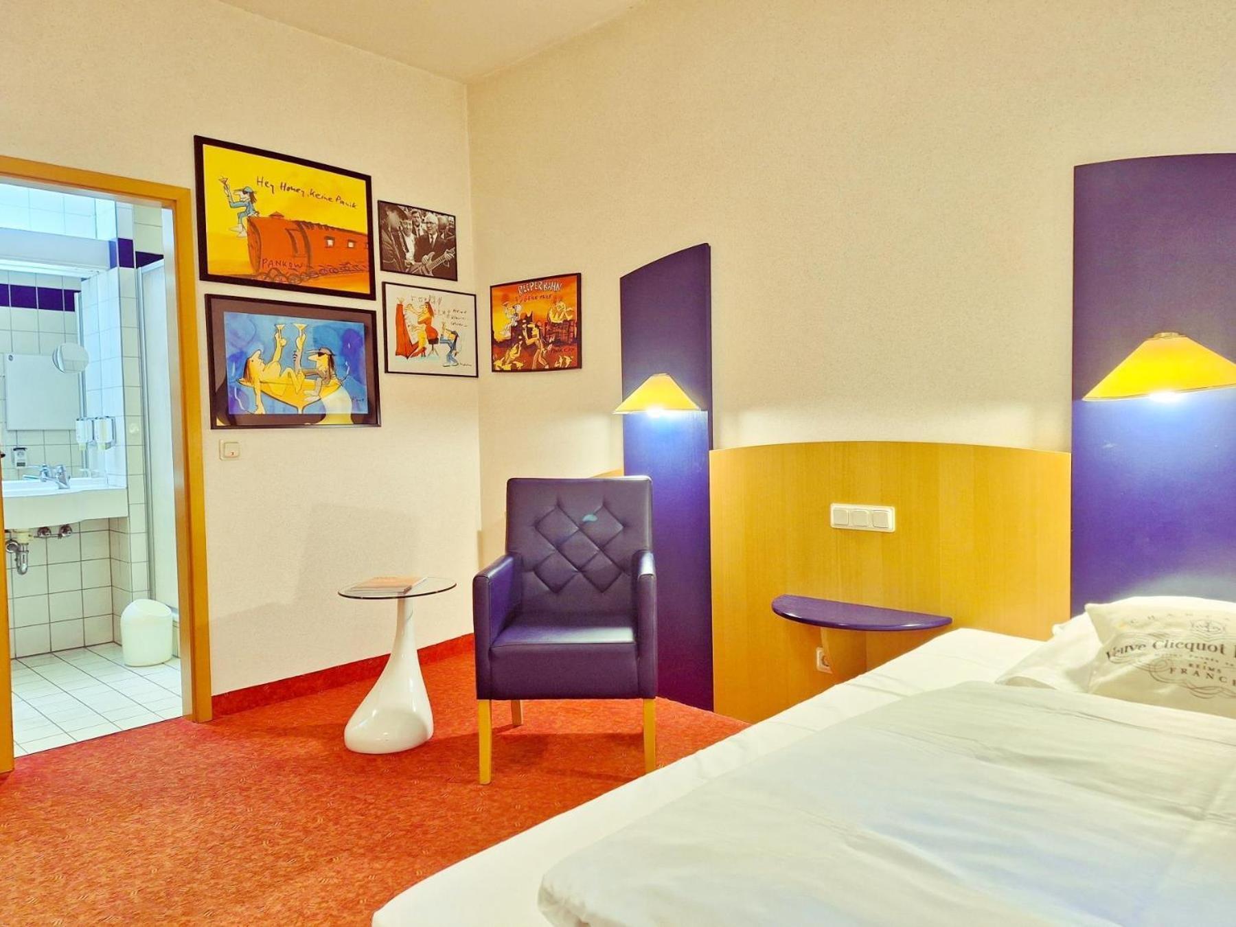 Retro - Art - Hotel Lünen Extérieur photo